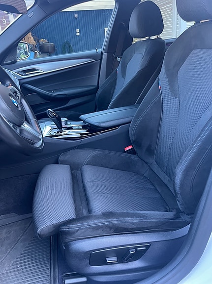 BMW 530e 6 of 12