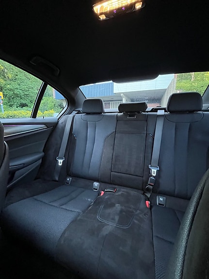 BMW 530e 11 of 12