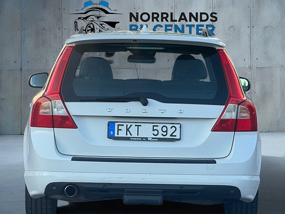 Volvo V70 15 of 15