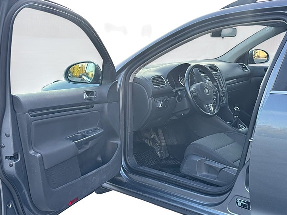 Volkswagen Golf VI 7 of 14