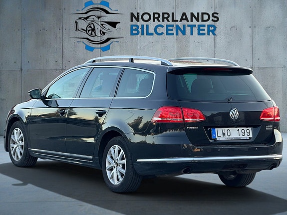 Volkswagen Passat 3 of 13