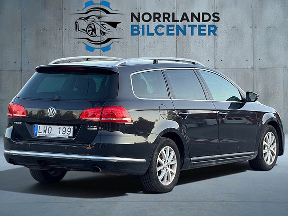 Volkswagen Passat 4 of 13