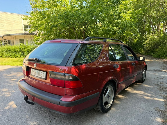 Saab 9-5 3 of 14