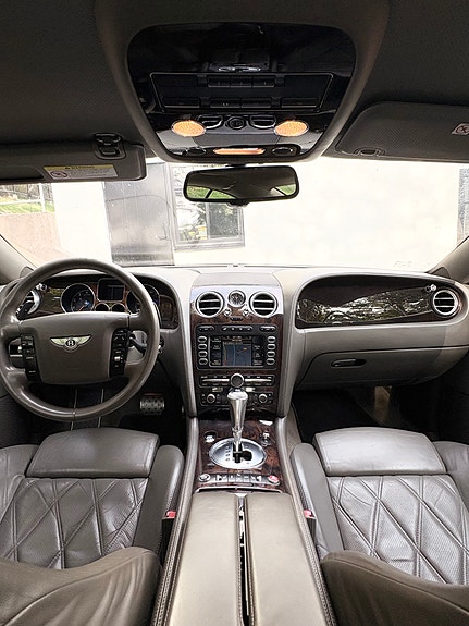 Bentley Continental GT 6 of 8