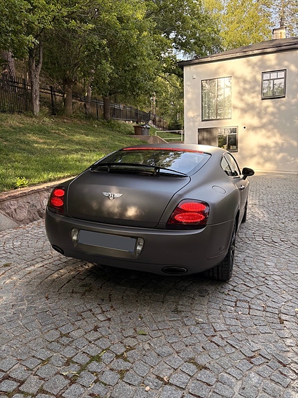 Bentley Continental GT 2 of 8