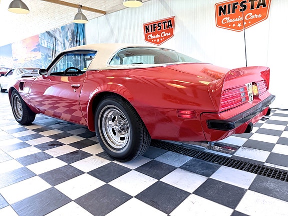 Pontiac Firebird 14 of 30