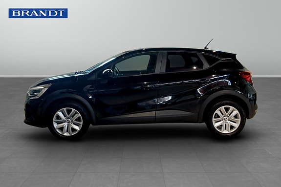 Renault Captur 3 of 9