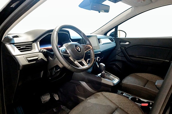 Renault Captur 5 of 9