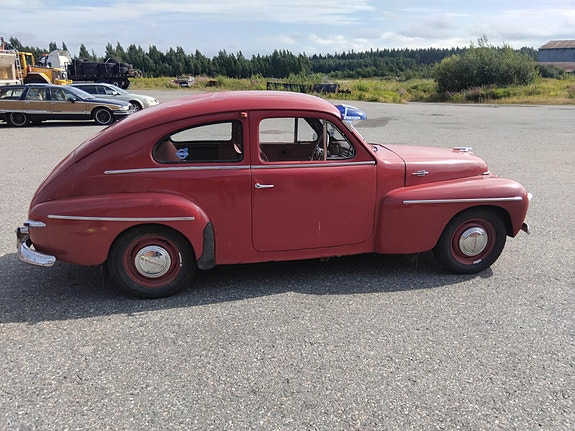 Volvo PV 7 of 16