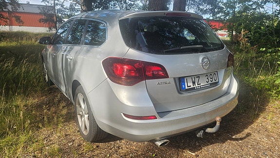 Opel Astra 3 of 9