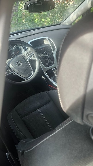 Opel Astra 7 of 9