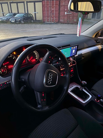 Audi A4 5 of 7