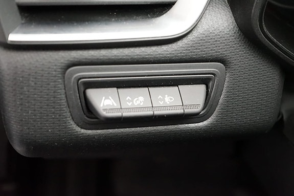 Renault Clio 10 of 15