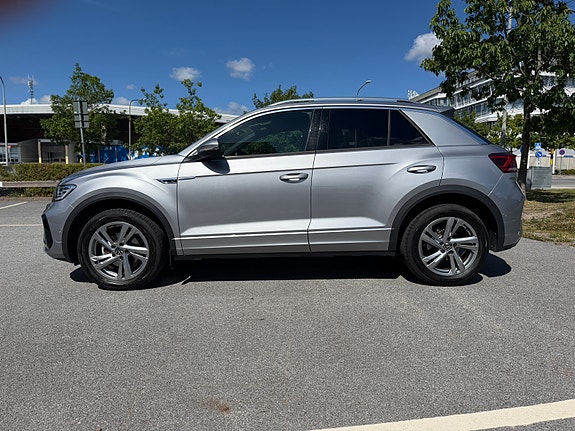 Volkswagen T-Roc 2 of 7