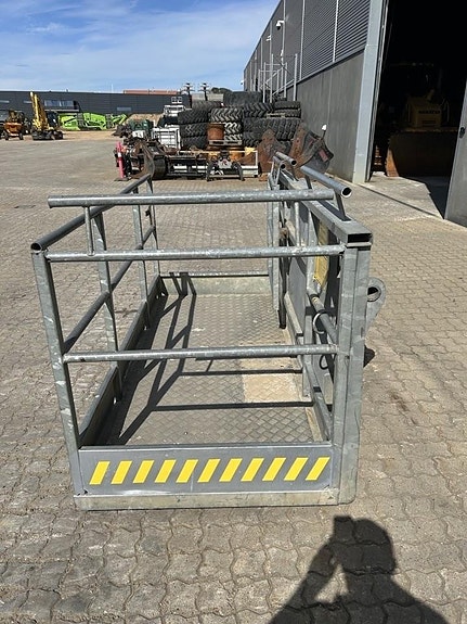 ES Stålindustri MANDSKABSKURV, GALVANISERET 3 of 5