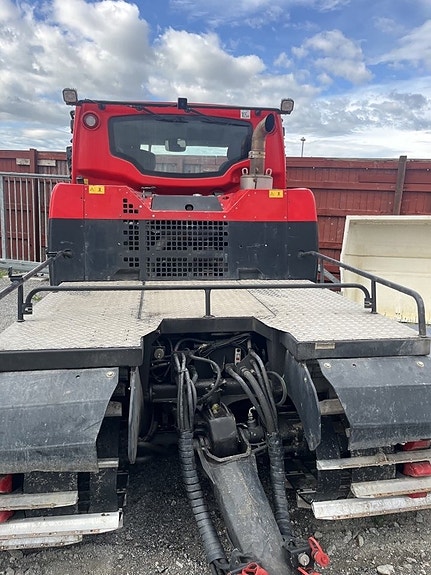 PistenBully 100 Pistmaskin / Pistmaskiner 2 of 9