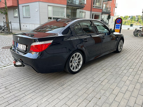 BMW 525i 6 of 10