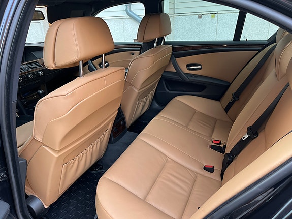 BMW 525i 10 of 10