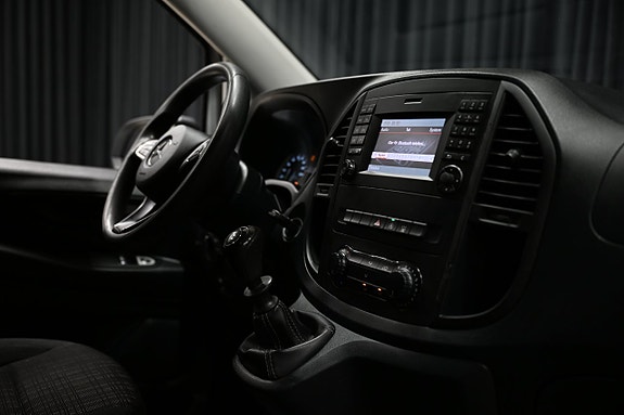 Mercedes-Benz Vito 110 26 of 28