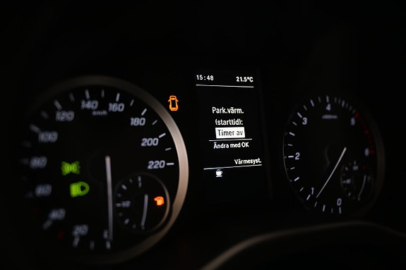 Mercedes-Benz Vito 110 15 of 28