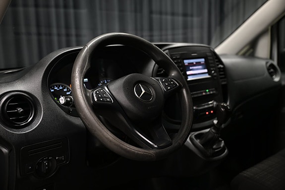 Mercedes-Benz Vito 110 14 of 28