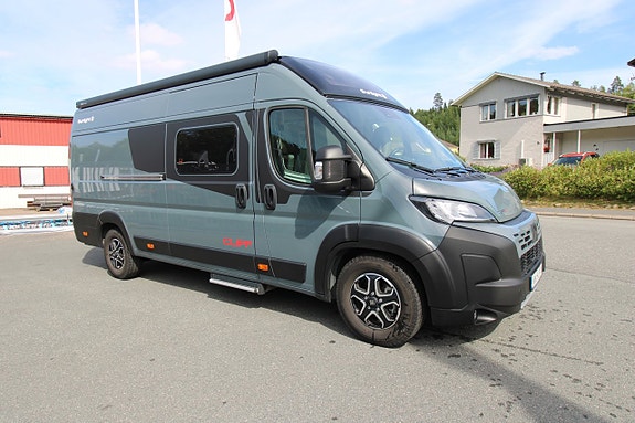 Sunlight Cliff X 640 8 vxl Automat 180 Hk Dieselpanna Långbäddar 1 års garanti