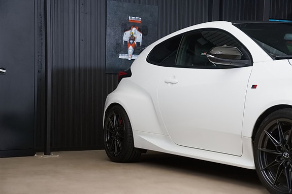 Toyota GR Yaris 3 of 24