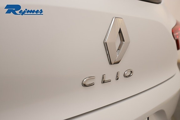 Renault Clio 18 of 25