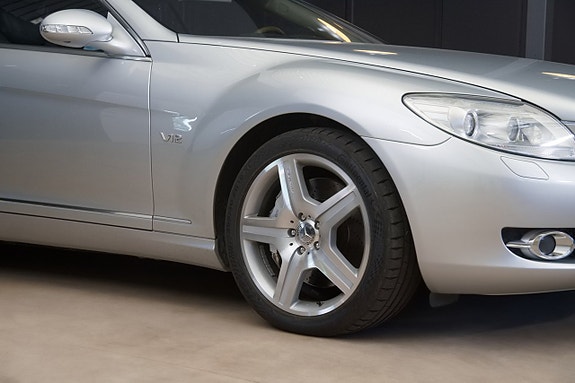 Mercedes-Benz CL600 4 of 22