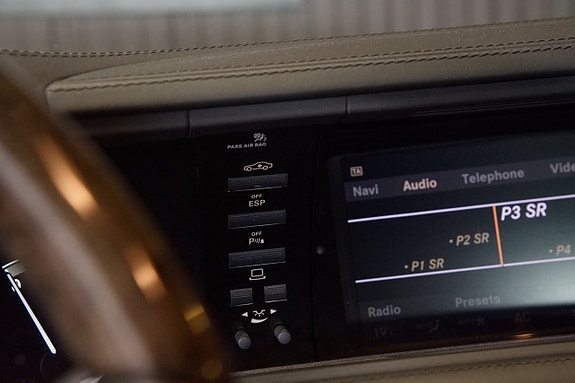 Mercedes-Benz CL600 15 of 22