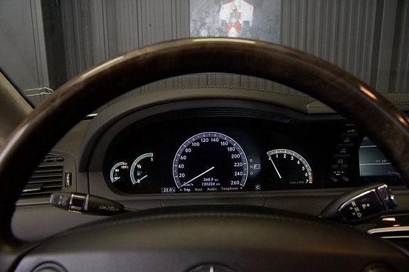 Mercedes-Benz CL600 13 of 22