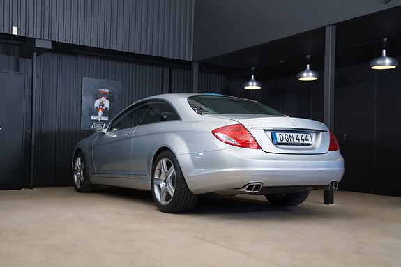 Mercedes-Benz CL600 20 of 22