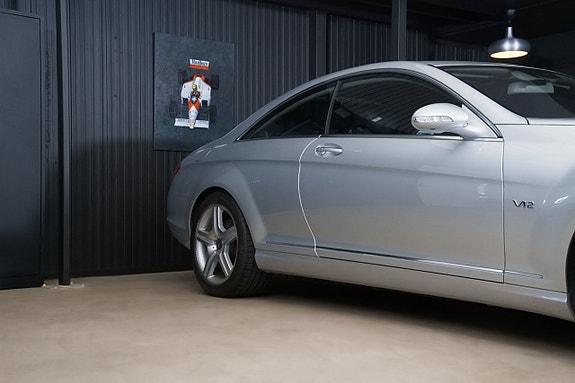 Mercedes-Benz CL600 3 of 22