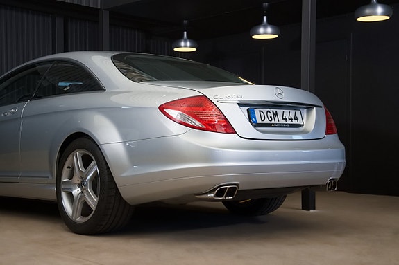 Mercedes-Benz CL600 21 of 22