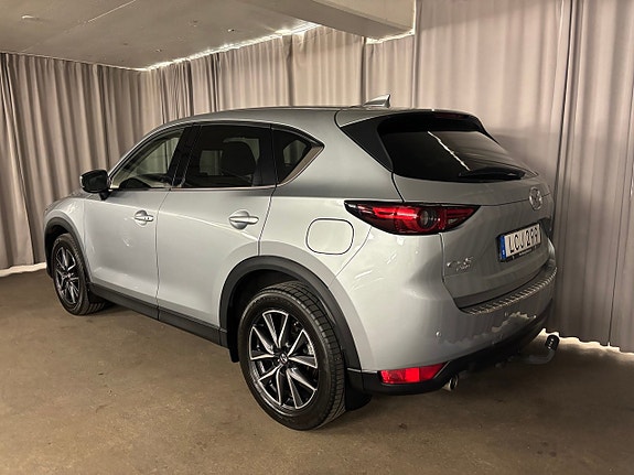 Mazda CX-5 4 of 21