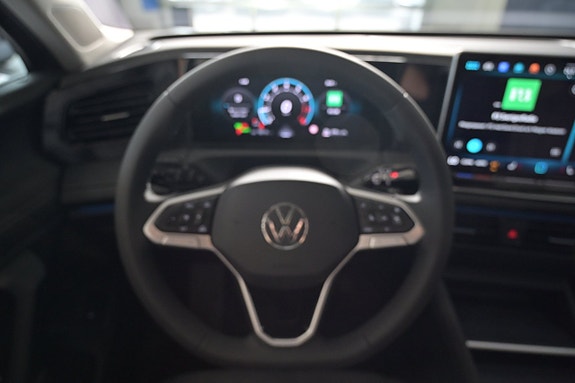 Volkswagen Tiguan 13 of 26