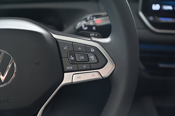 Volkswagen Tiguan 15 of 26