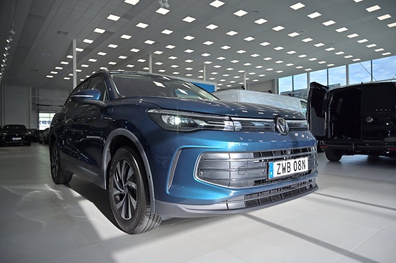 Volkswagen Tiguan 4 of 26
