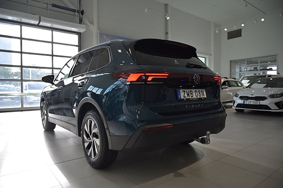 Volkswagen Tiguan 8 of 26