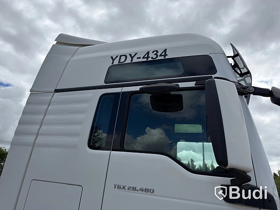 Dragbil MAN TGX 28.480 6X2-2 -2016 via auktion 18 of 27
