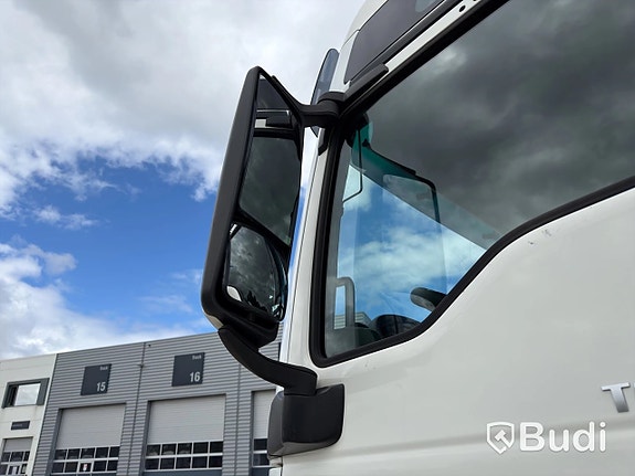 Dragbil MAN TGX 28.480 6X2-2 -2016 via auktion 12 of 27