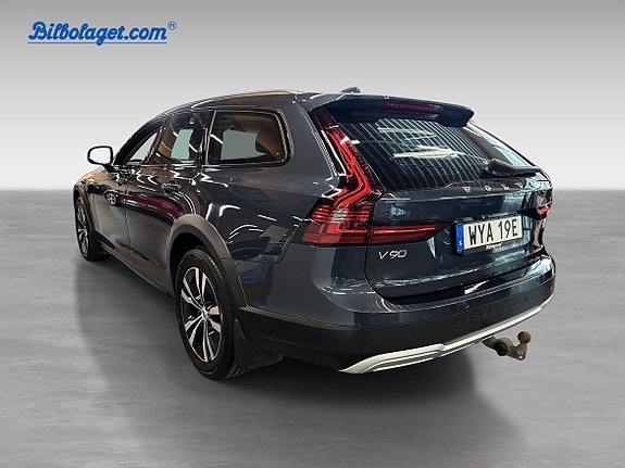 Volvo V90 Cross Country 6 of 12