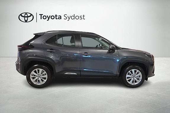 Toyota Yaris Cross 16 of 20