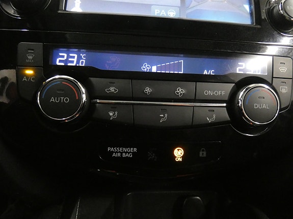 Nissan Qashqai 10 of 17