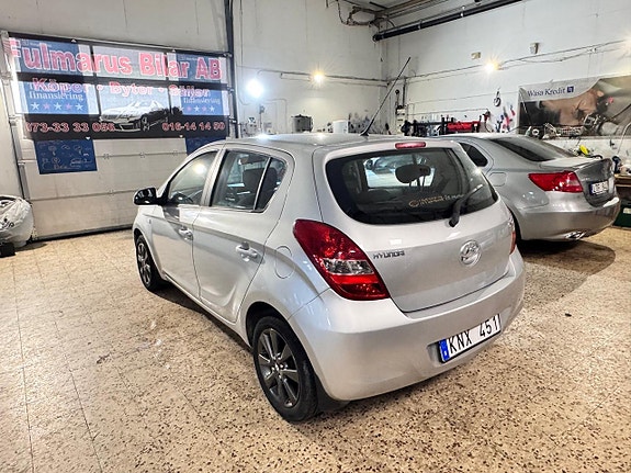 Hyundai i20 4 of 11