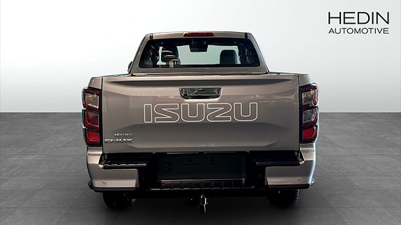 Isuzu D-max 7 of 12