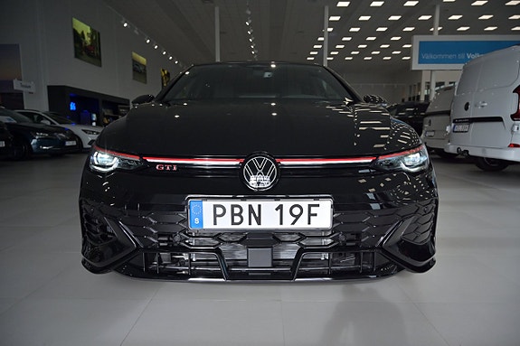 Volkswagen Golf I 3 of 30