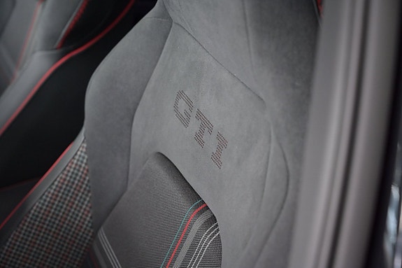 Volkswagen Golf I 26 of 30