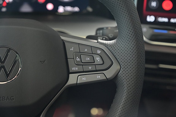 Volkswagen Golf I 19 of 30