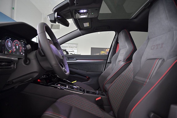 Volkswagen Golf I 25 of 30
